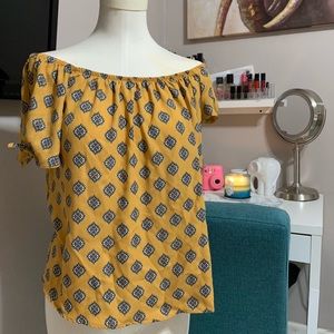 Flowy printed blouse